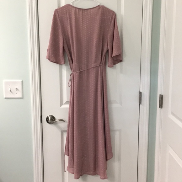 Pink and white dress - Picture 4 of 6